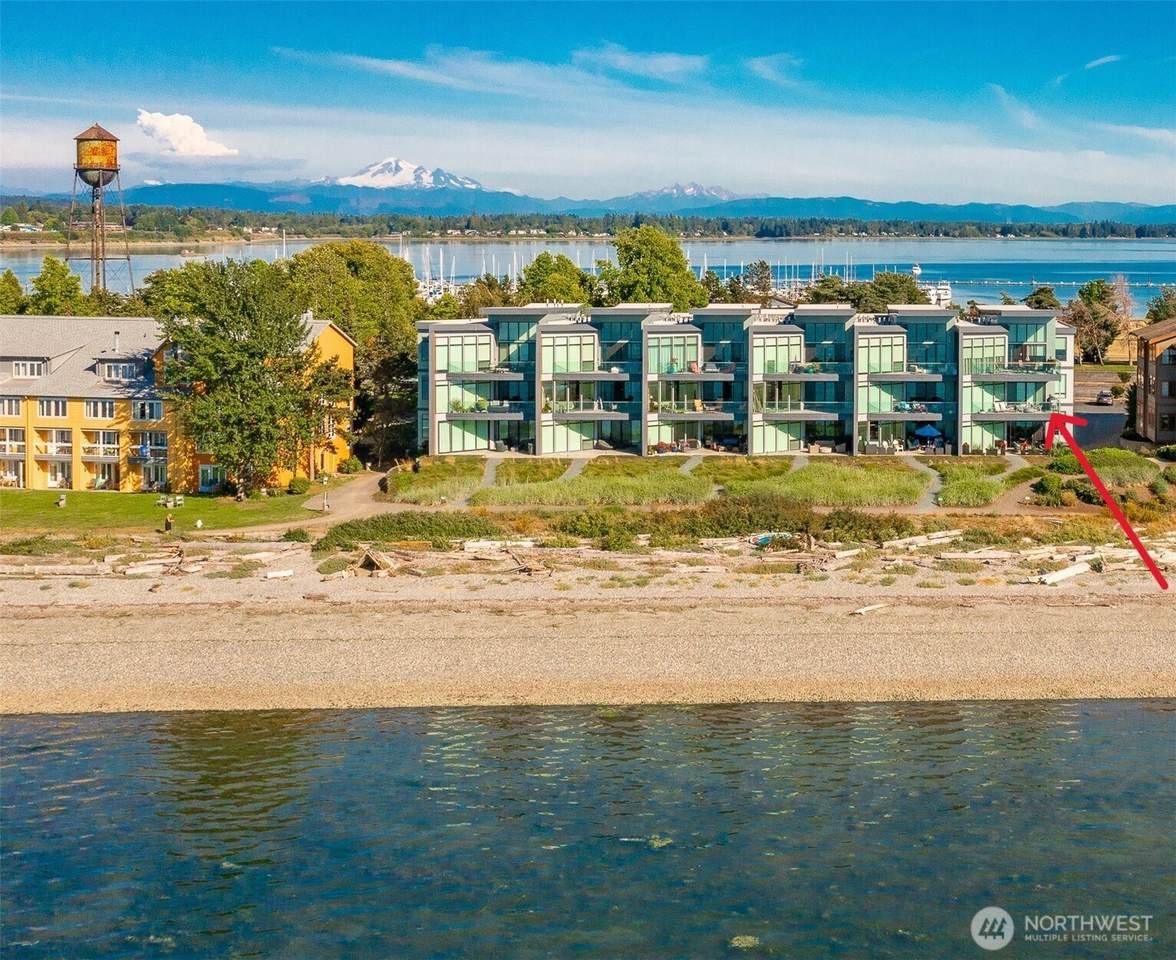9545 Semiahmoo Parkway - Photo 1