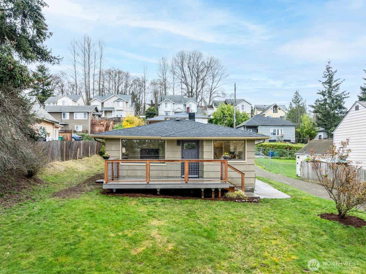 6429 23RD AVE S - Photo 1