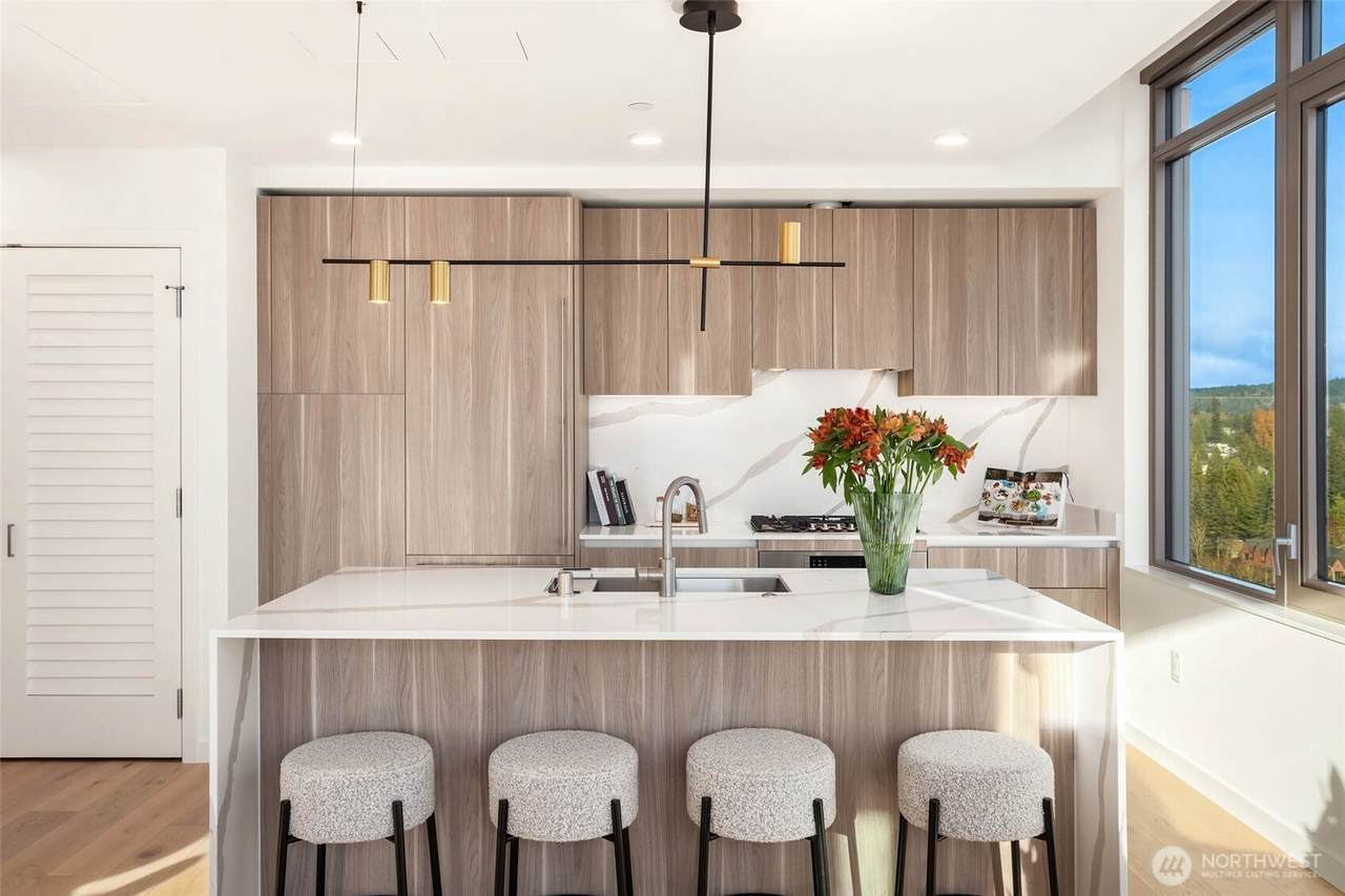 10232 10th Street - Photo 1