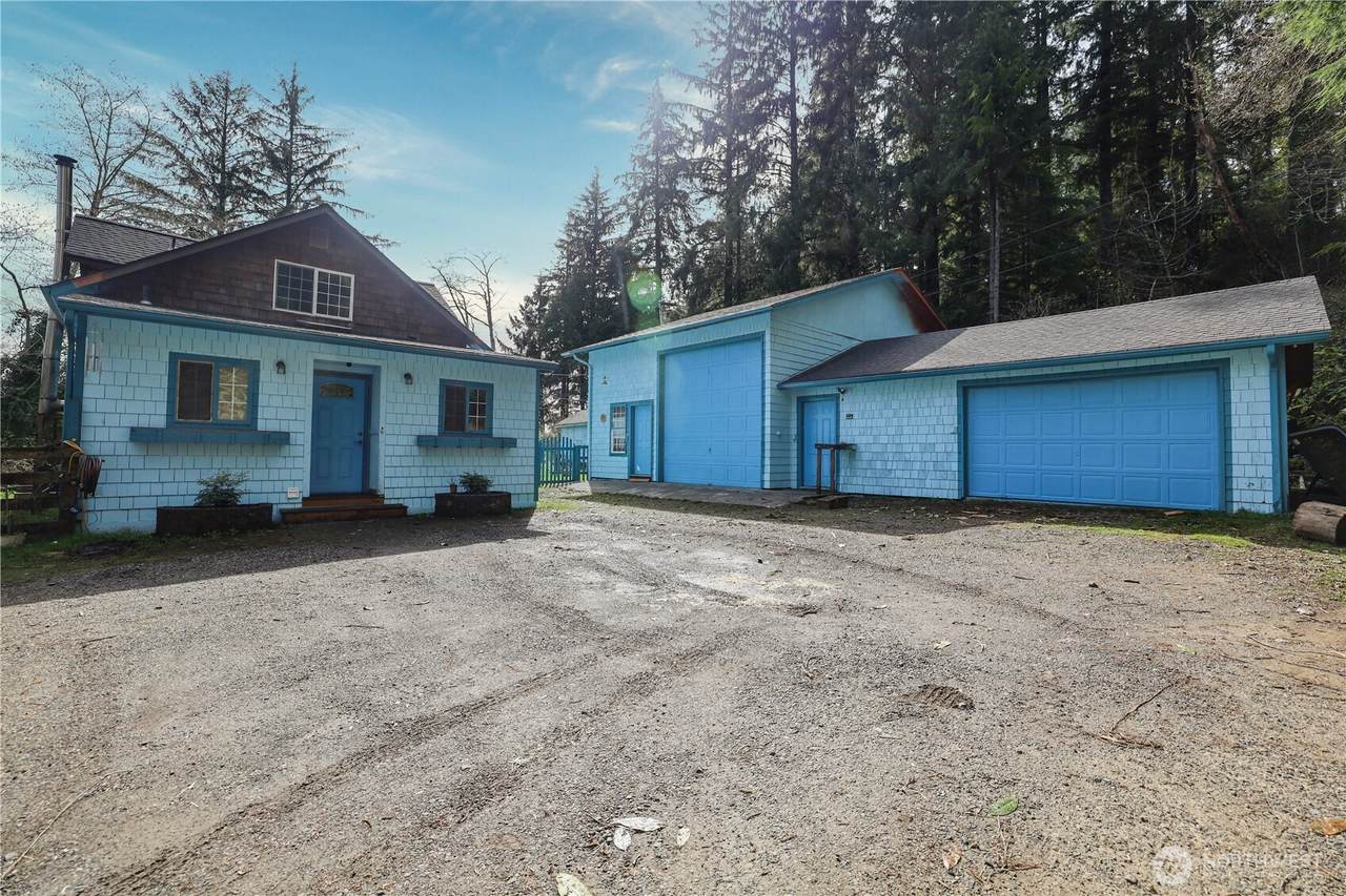 1404 Hamilton Street - Photo 1