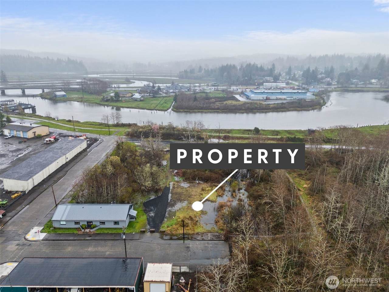 124 Commercial Street - Photo 1