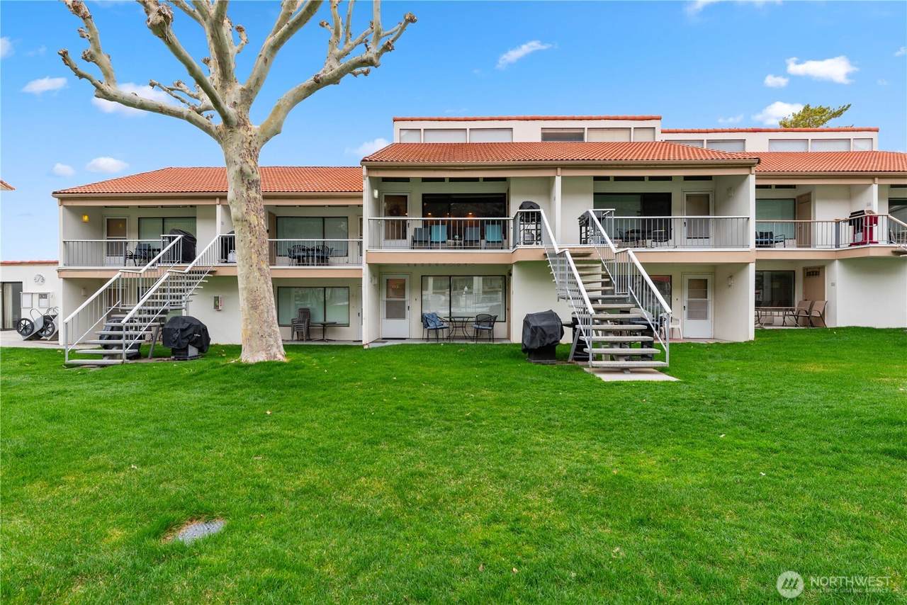8903 Crescent Bar Road - Photo 1