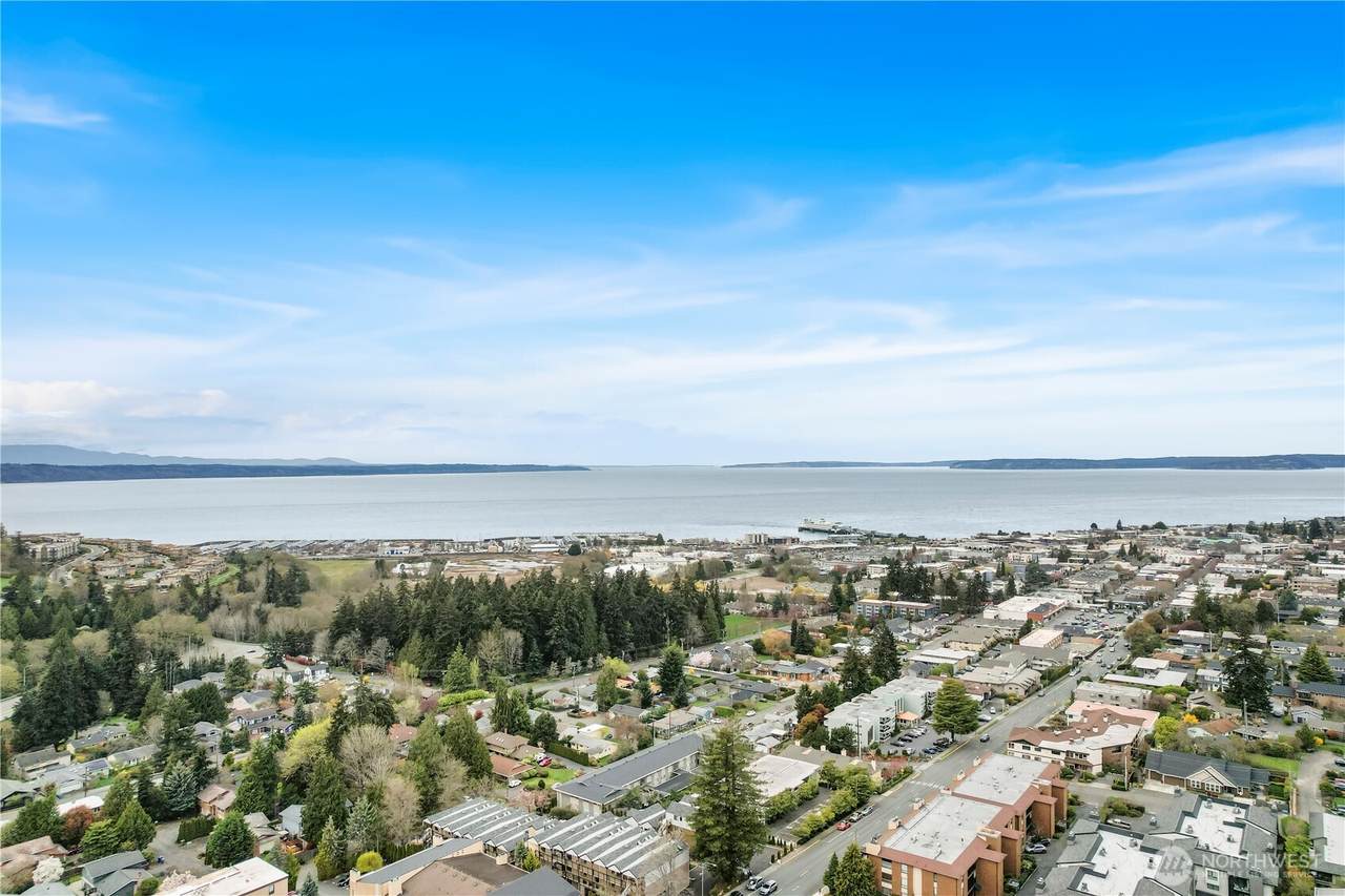 1113 5th Avenue - Photo 1