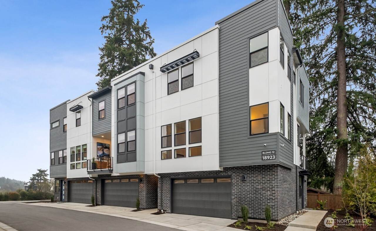 18808 99th Court - Photo 1