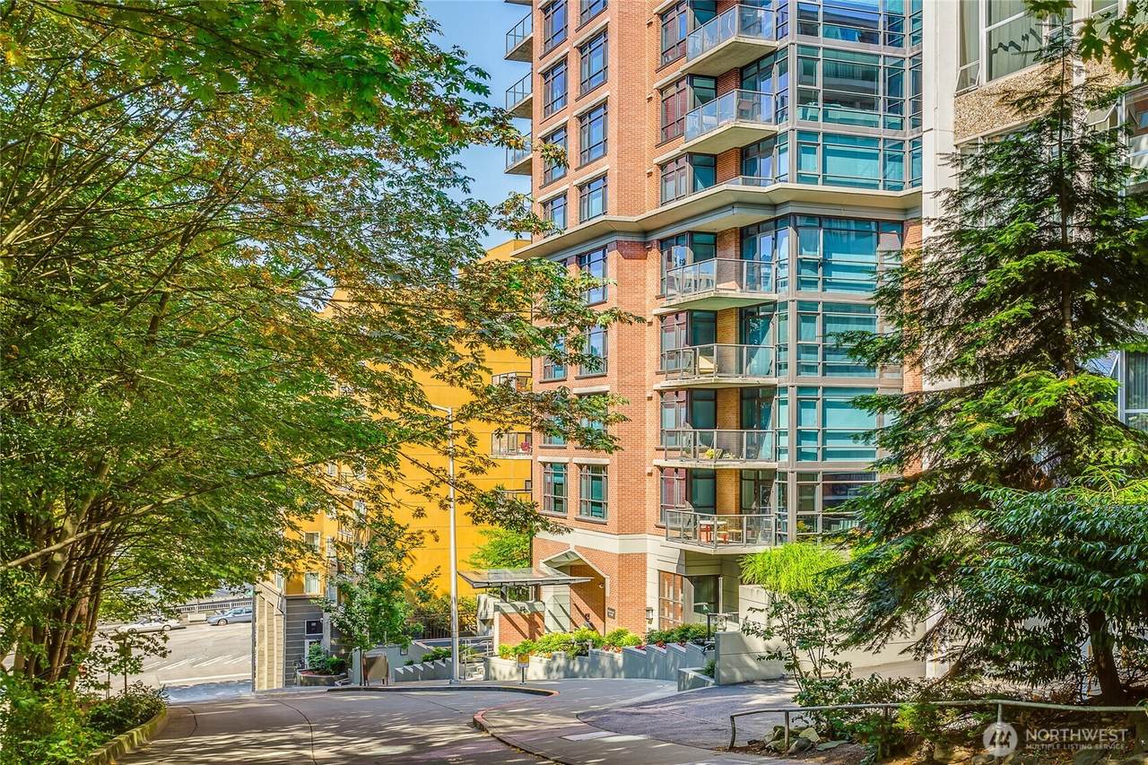 1420 Terry Avenue - Photo 1