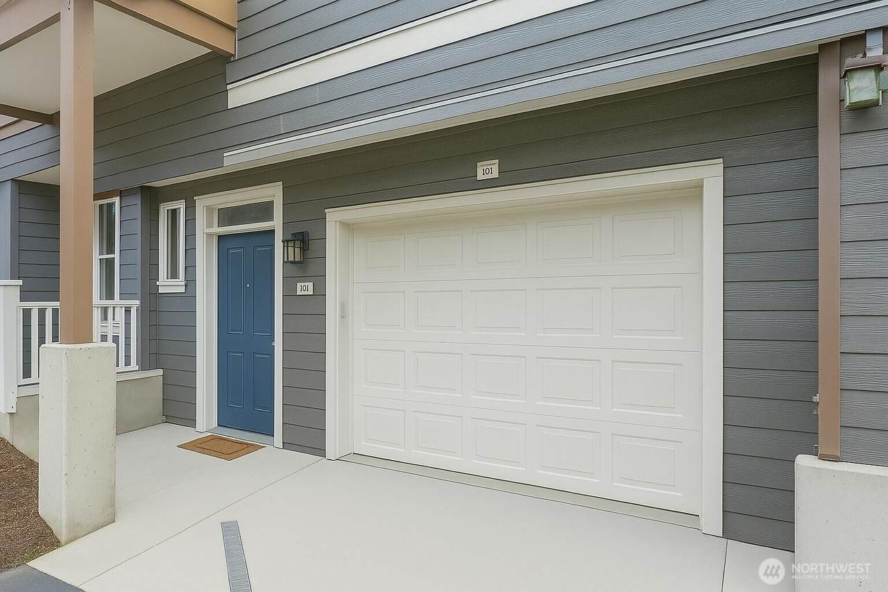 10800 17th Circle - Photo 1
