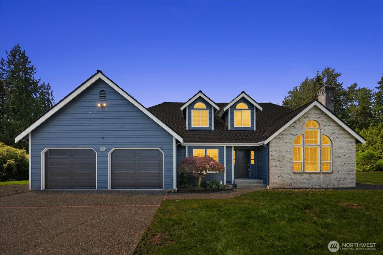 12425 318th Avenue - Photo 1