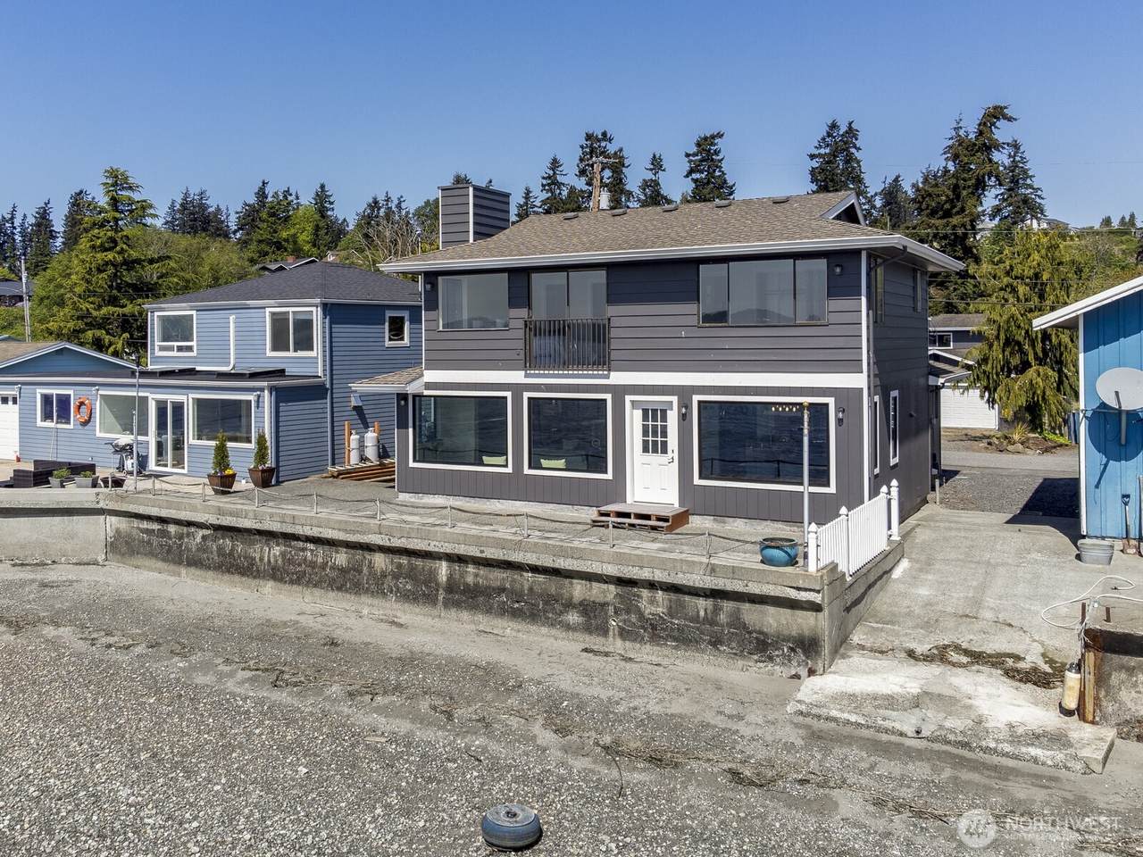 200 Priest Point Drive - Photo 1
