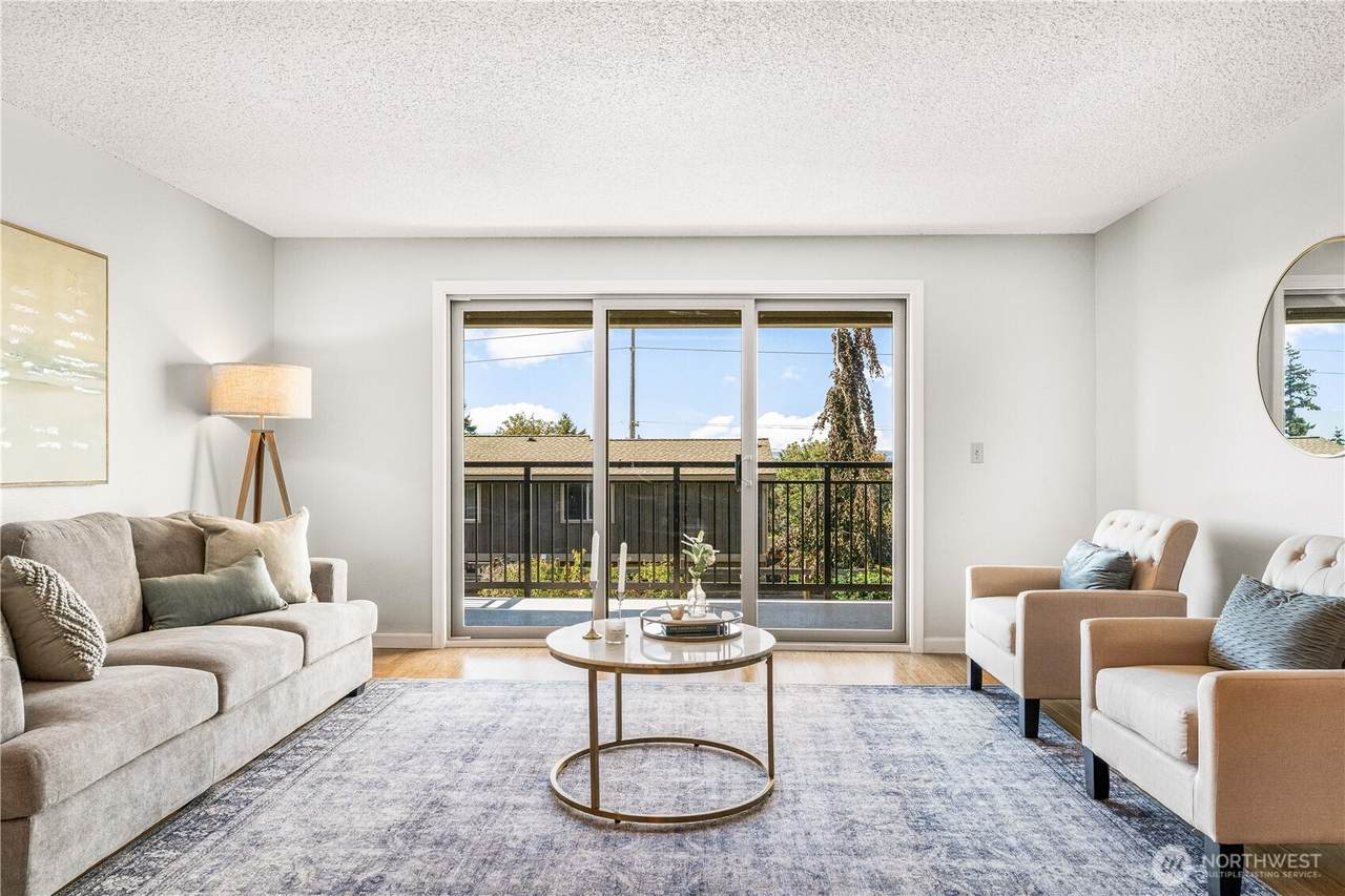 700 11th Street - Photo 1
