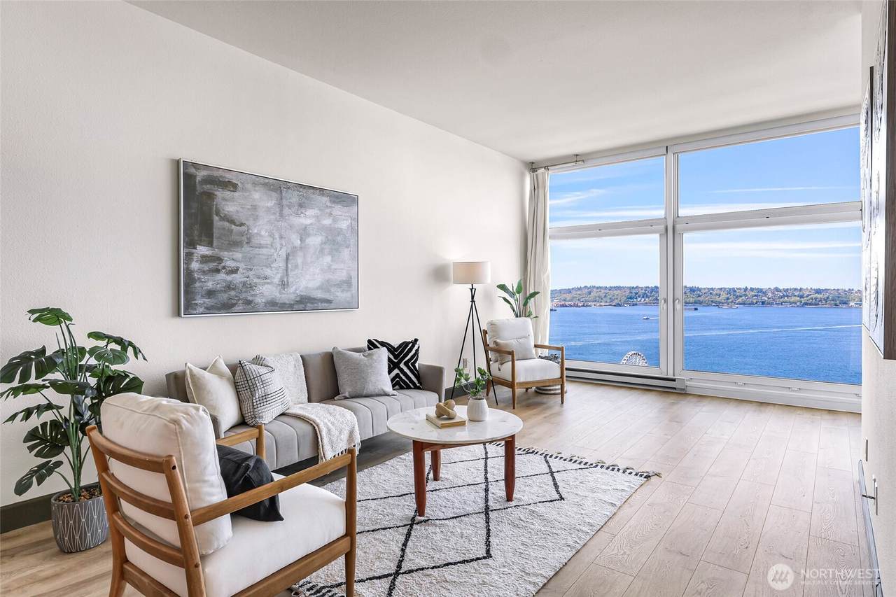 1415 2nd Avenue - Photo 1