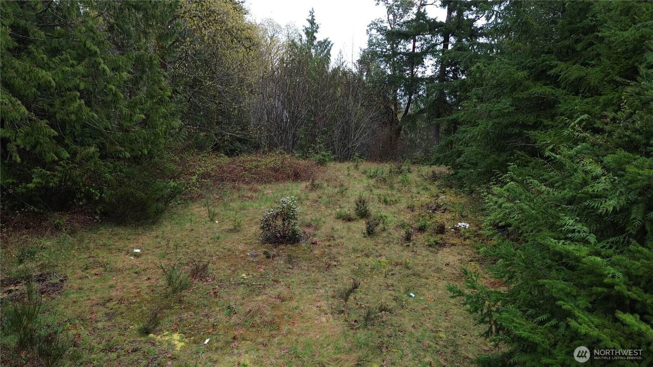 390 Seagull Way - Photo 1