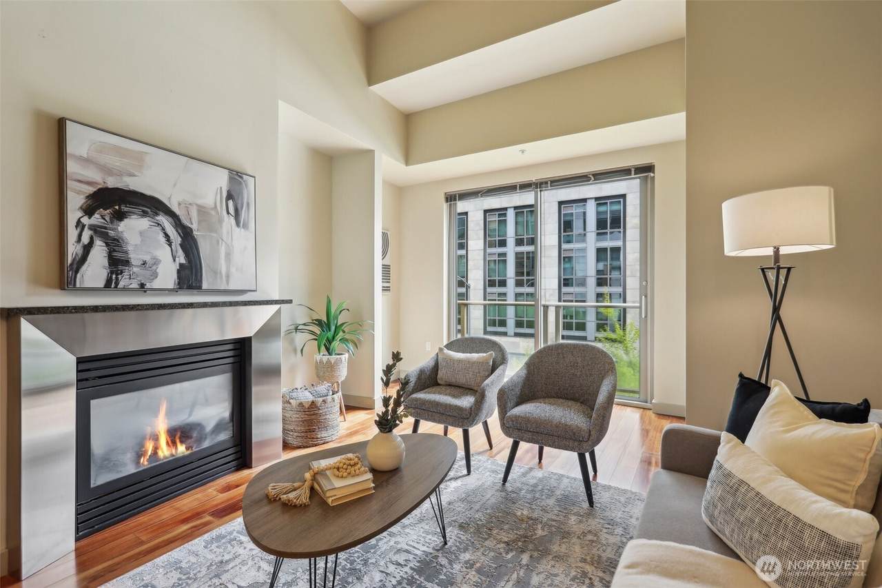 900 Lenora Street - Photo 1