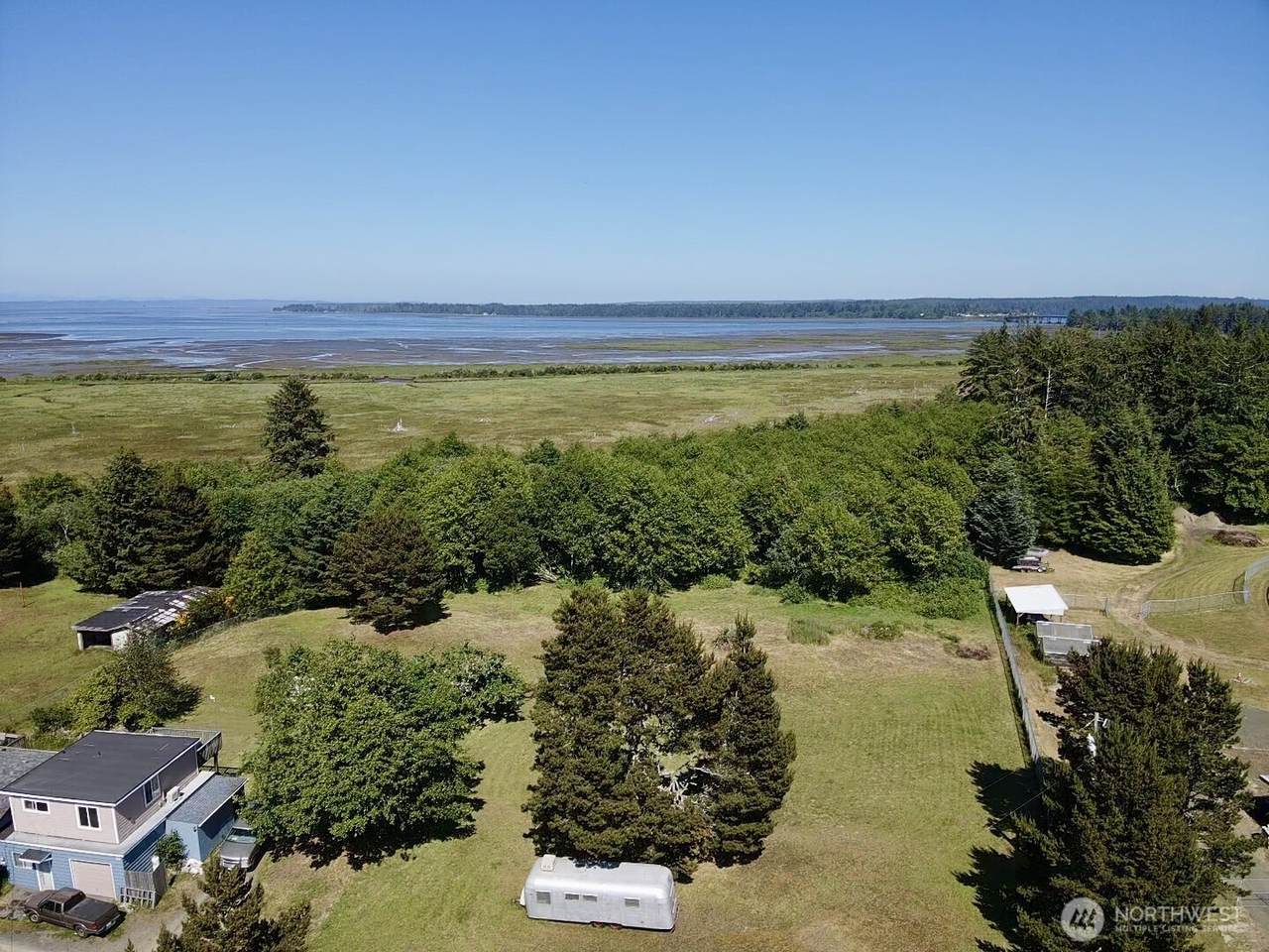 114 Bayview Lane - Photo 1