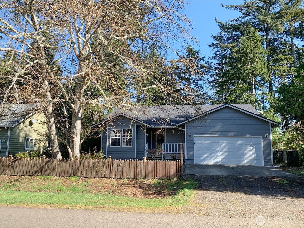 618 Woodland Loop - Photo 1