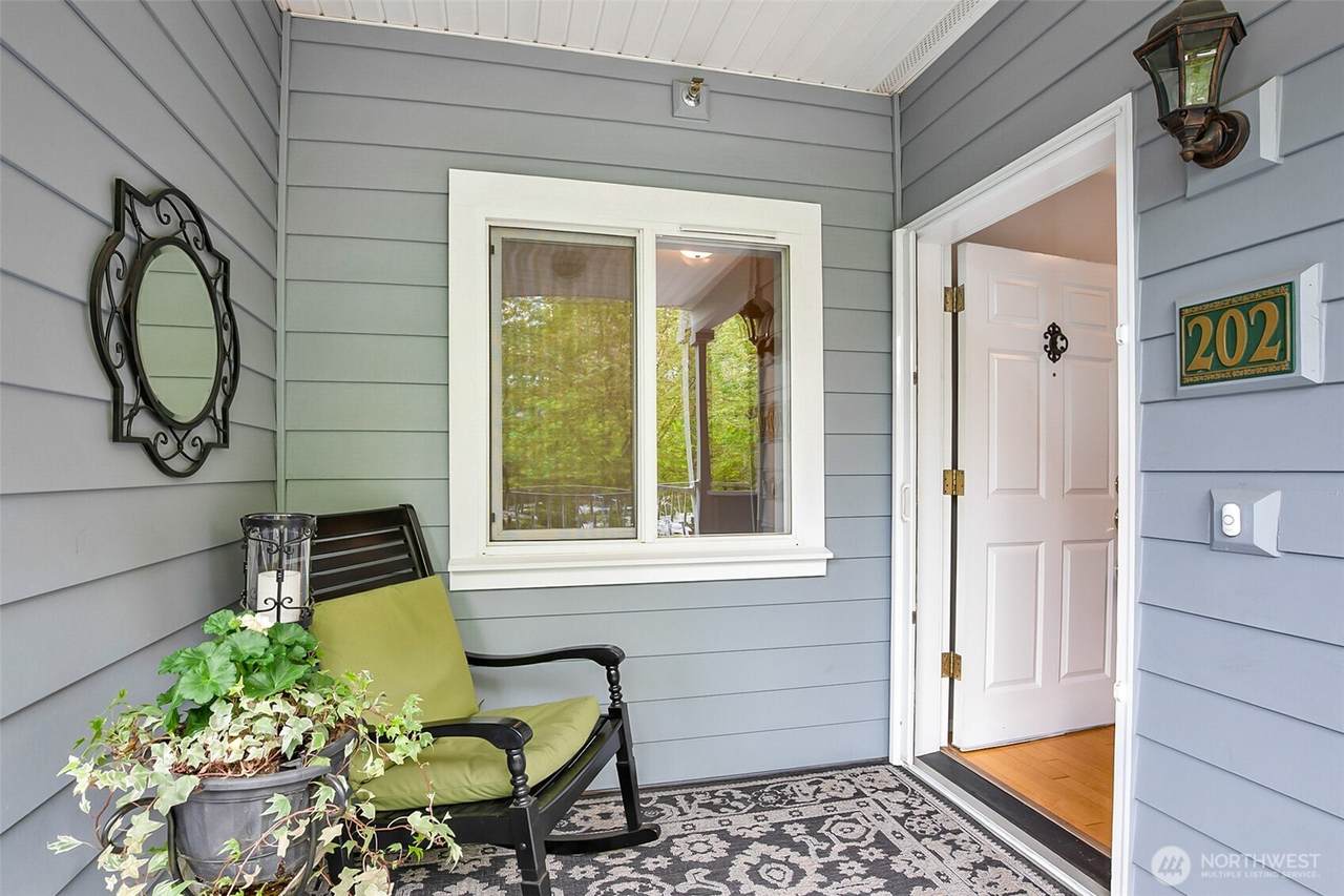 6125 175th Street - Photo 1