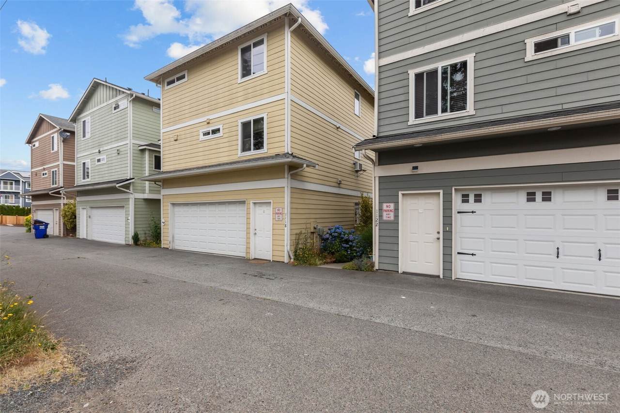 1118 Chestnut Court - Photo 1