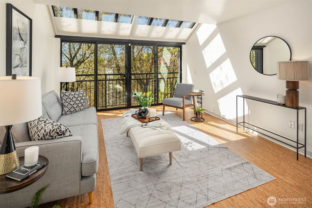 275 Roy Street - Photo 1