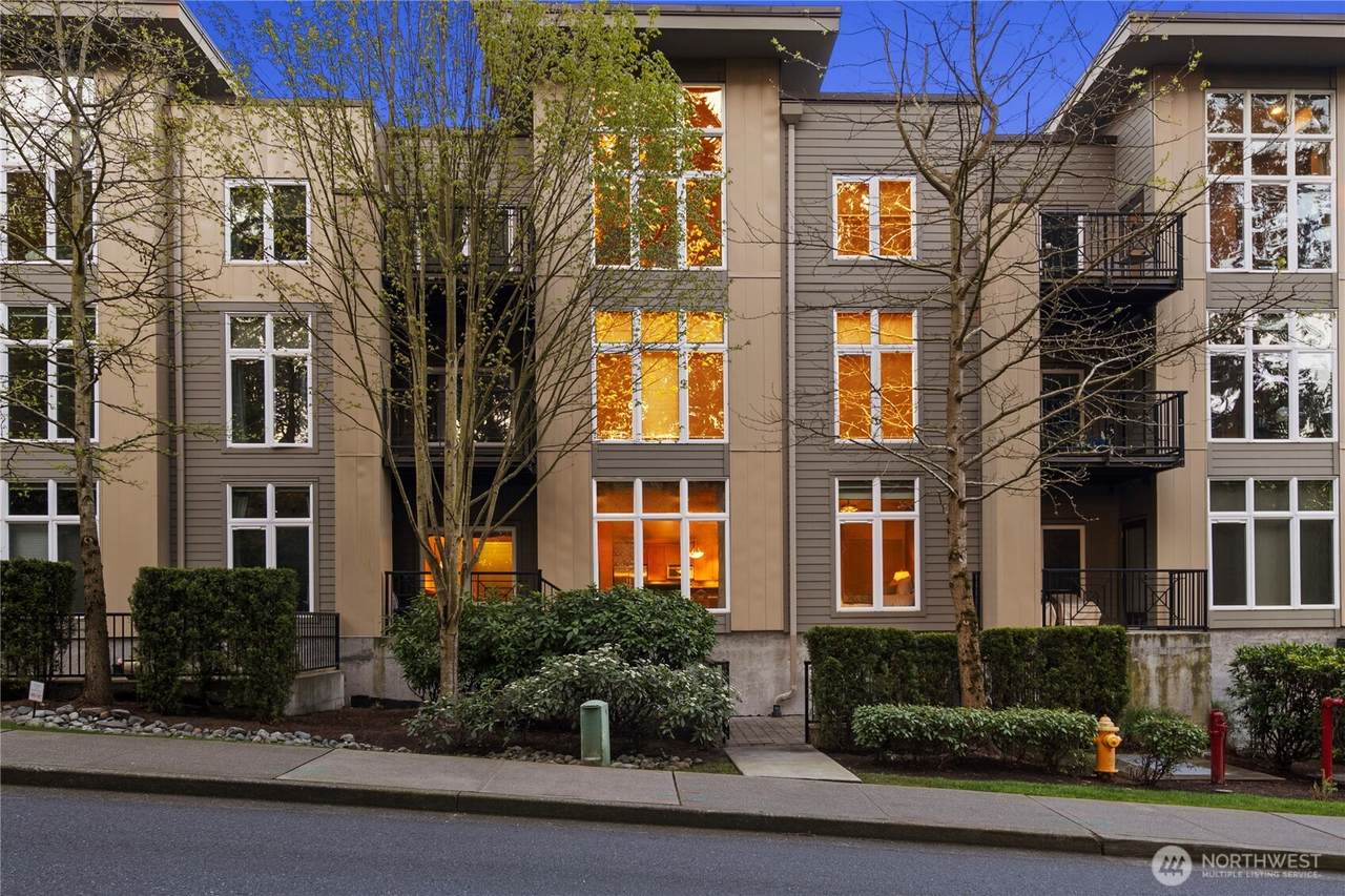 150 102nd Avenue - Photo 1