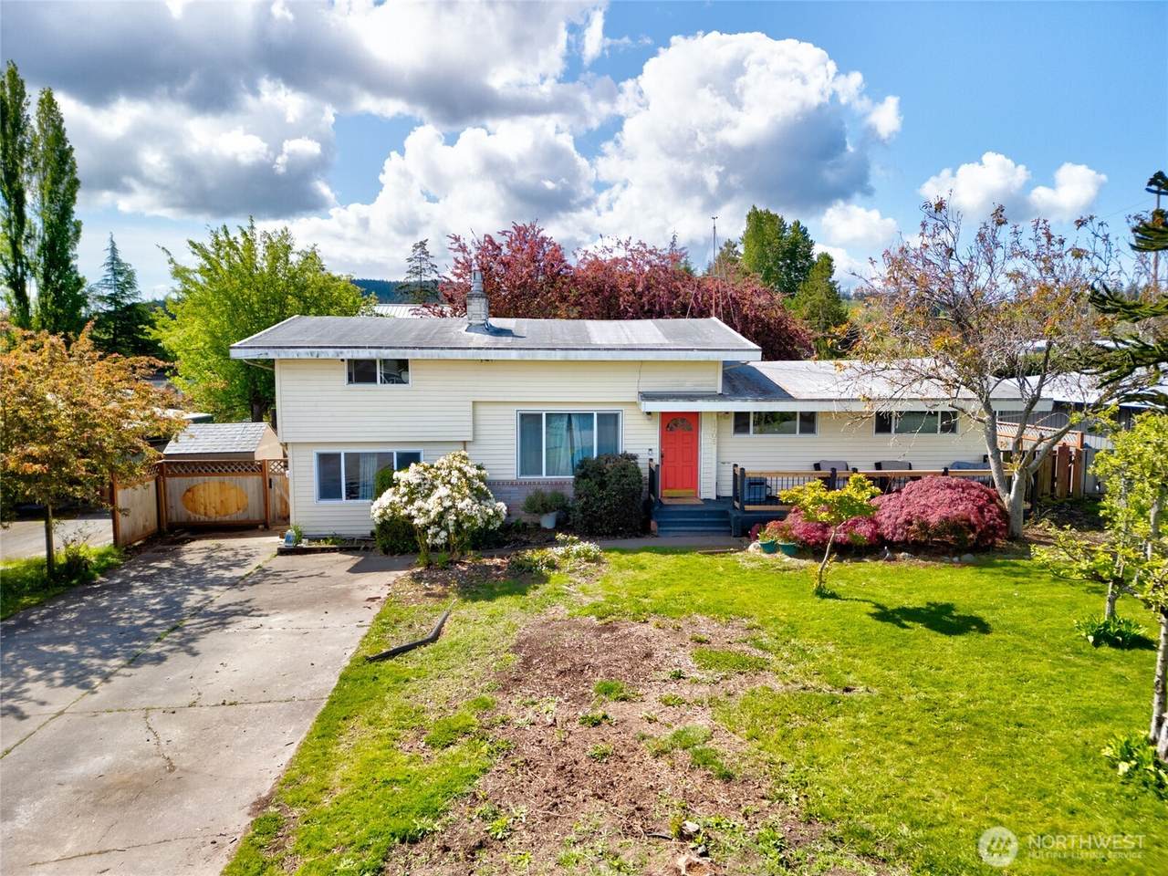 1705 36th Street - Photo 1