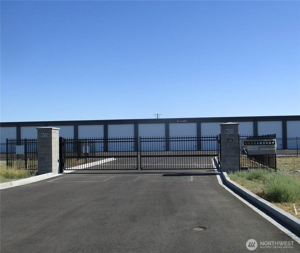 903 Curie Street - Photo 1