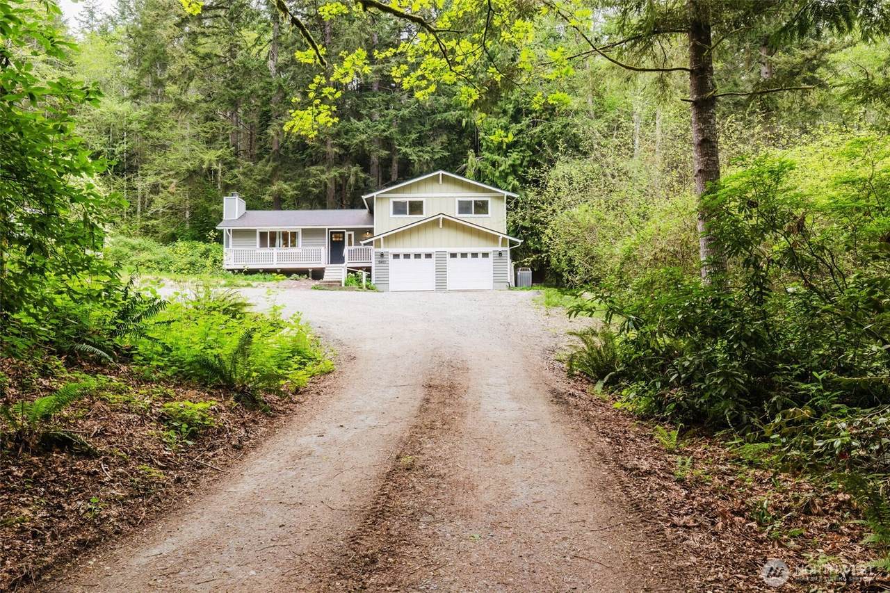 5450 Laura Loop - Photo 1