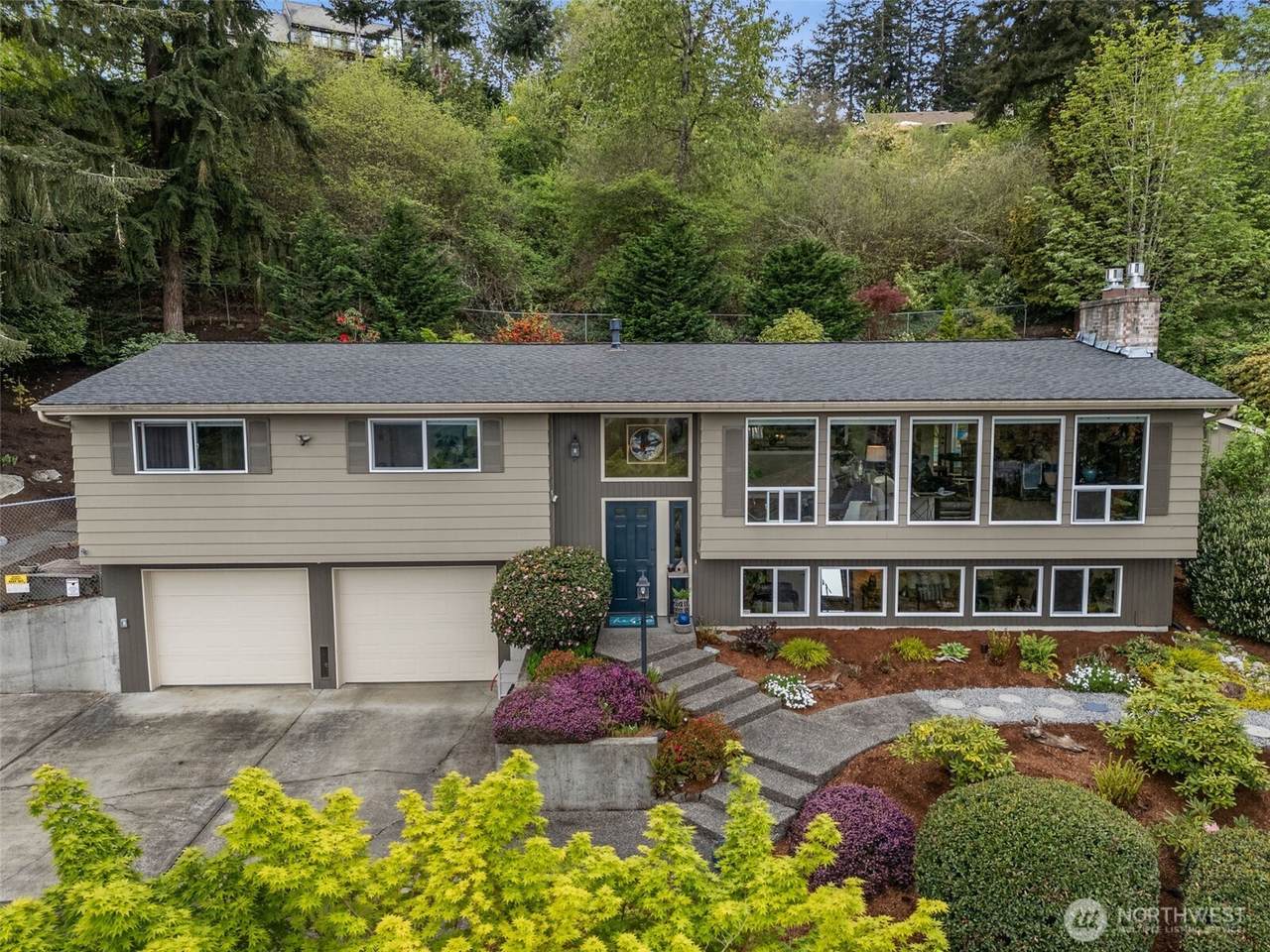 12430 136th Avenue - Photo 1