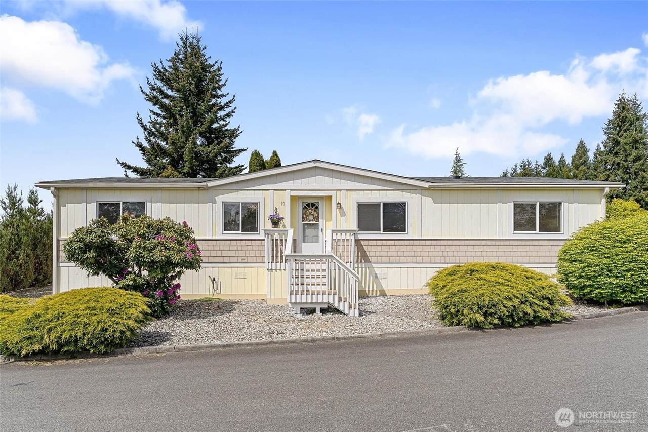 1427 100th Street - Photo 1