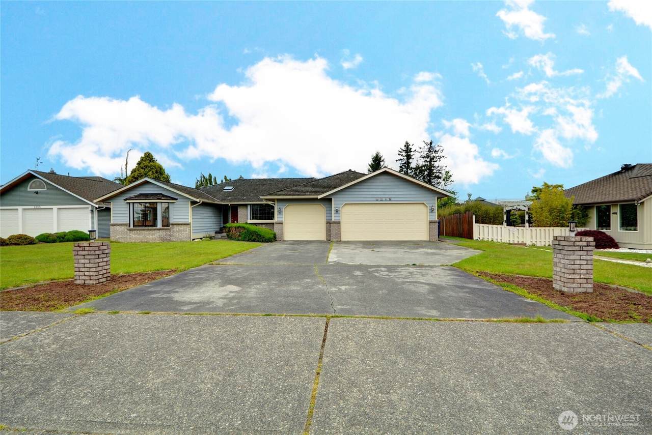 8213 75th Street - Photo 1