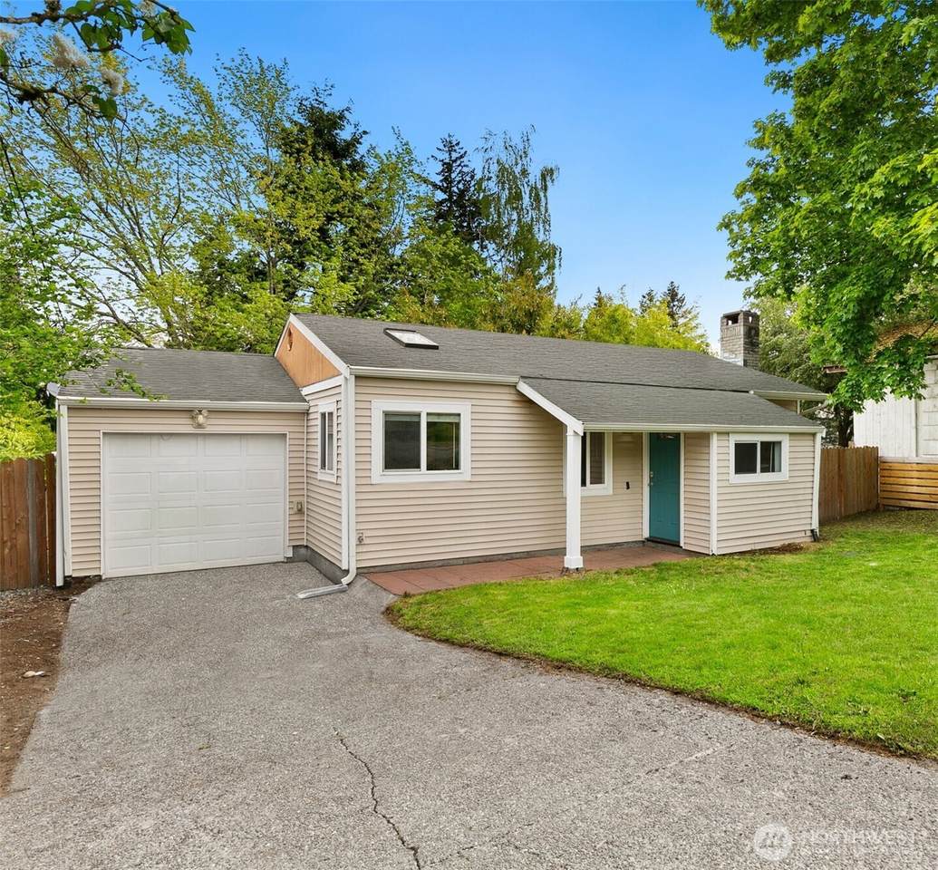 5524 Leo Street - Photo 1