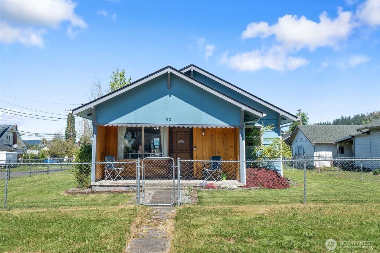90 12th Street - Photo 1