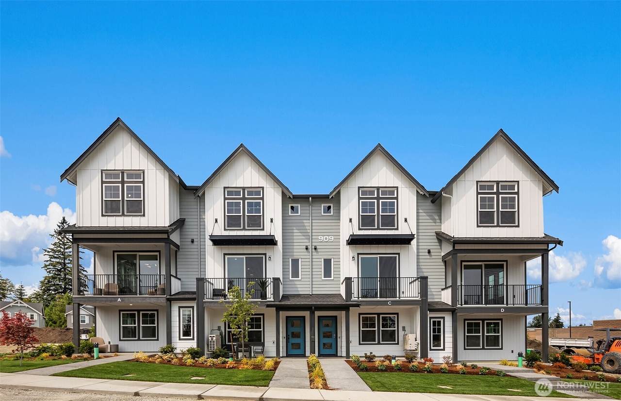 20341 90th Drive - Photo 1