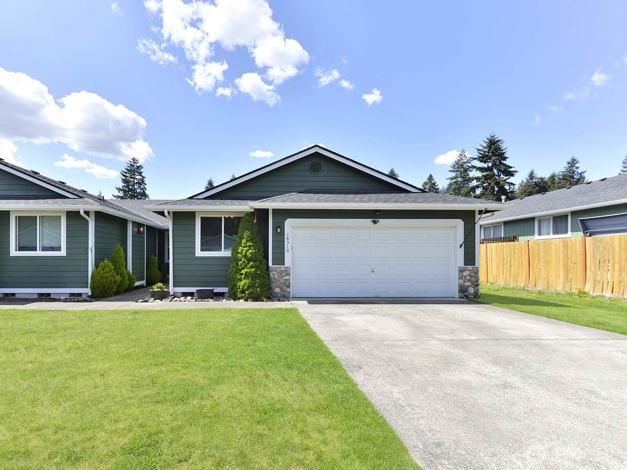 16312 72nd Avenue - Photo 1