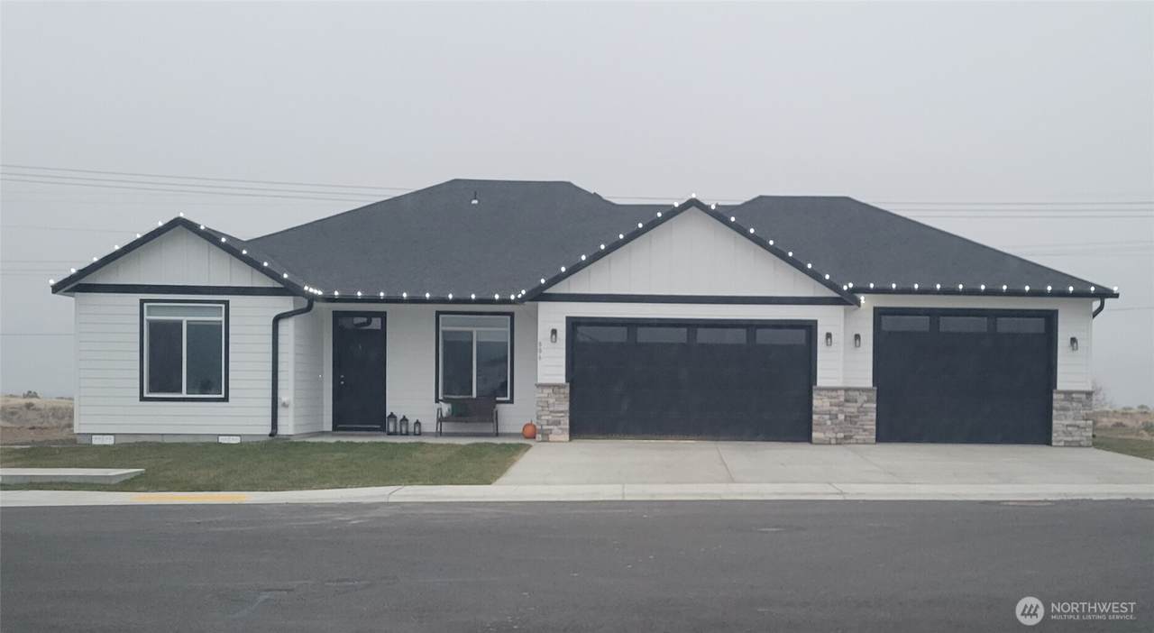 1196 8th Avenue - Photo 1