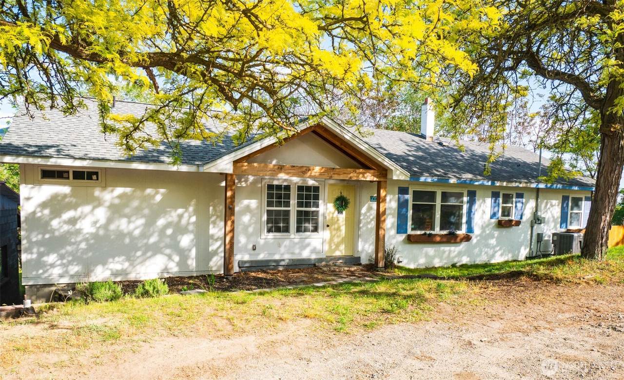 1803 Juniper Street - Photo 1