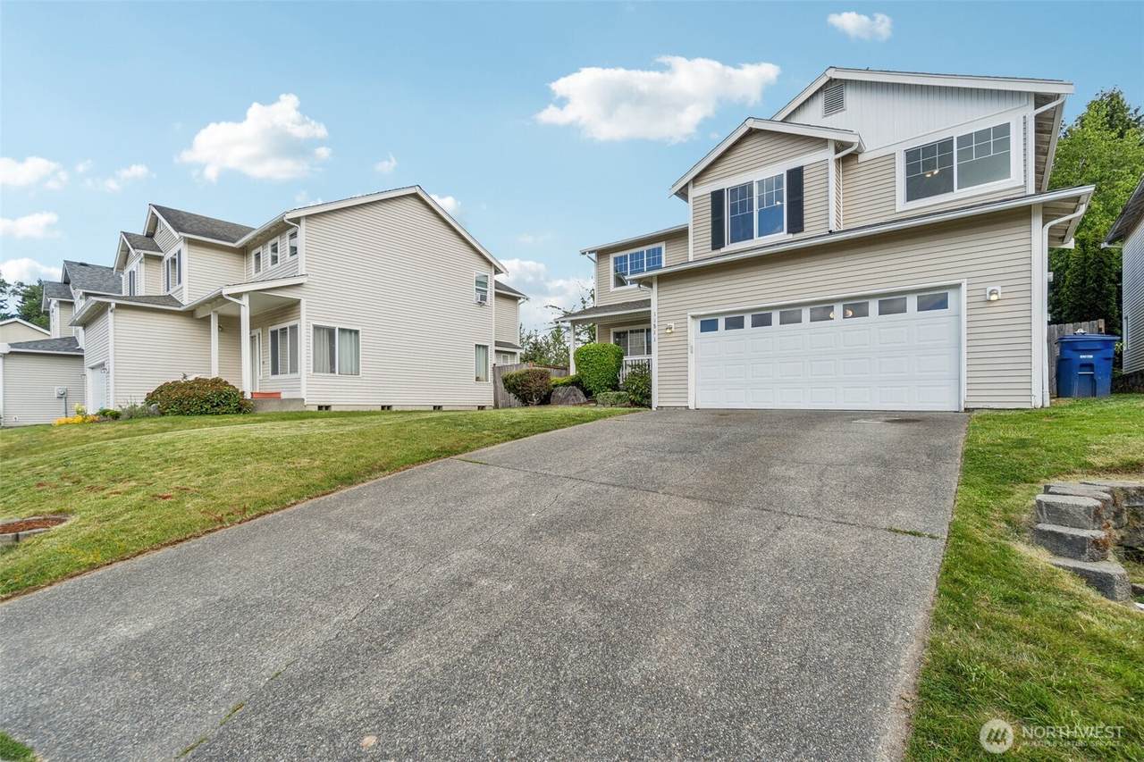 11811 126th Street Ct - Photo 1