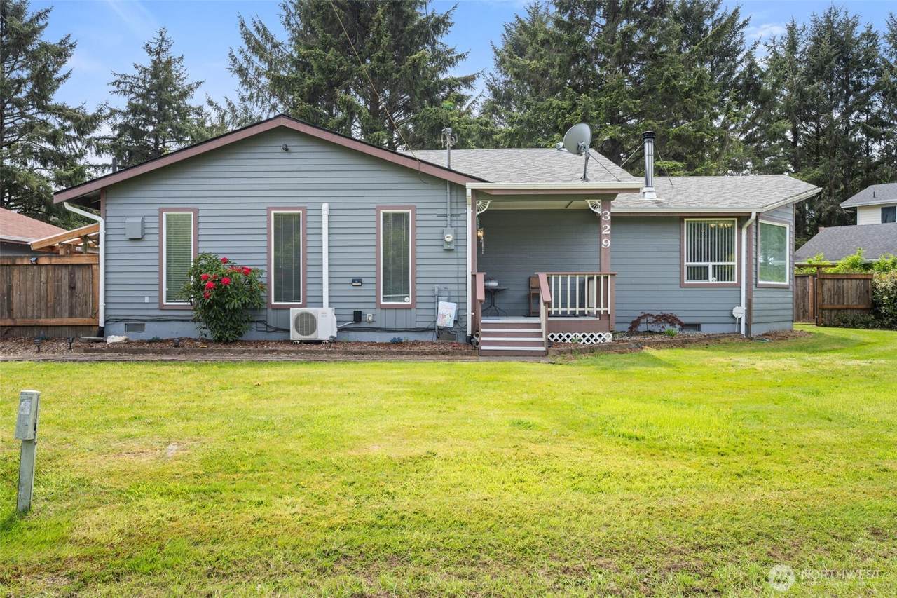 329 Sextans Avenue - Photo 1