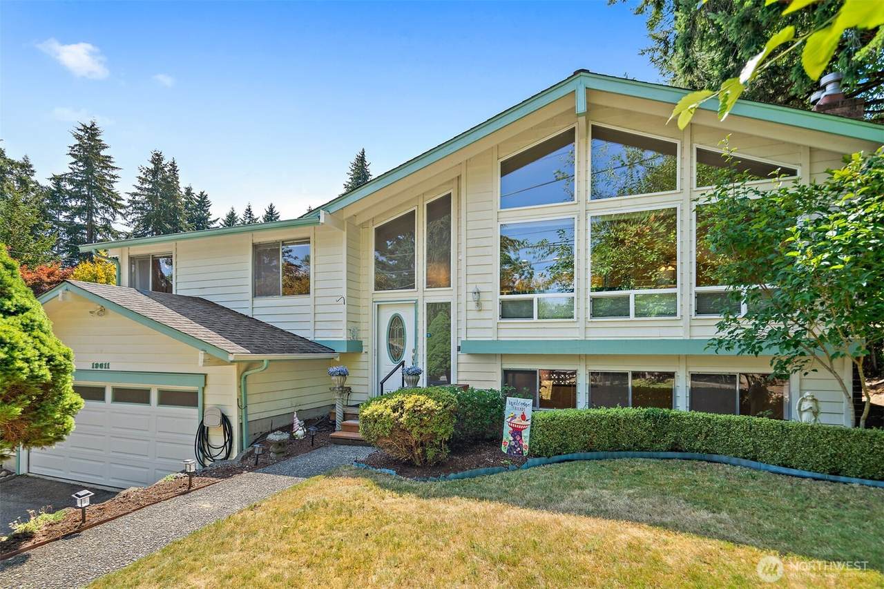 19611 30th Avenue - Photo 1
