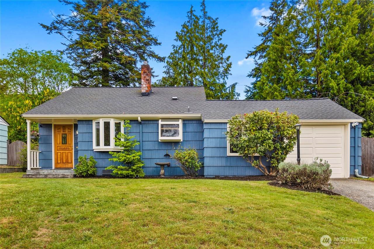 17036 14th Avenue - Photo 1