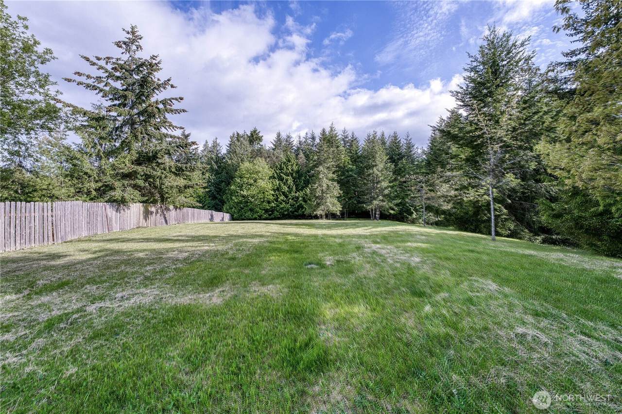 9999 Rhododendron Drive - Photo 1