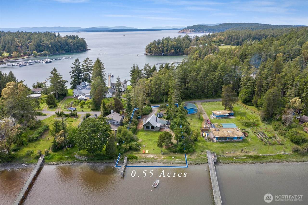 375 De Haro Lane - Photo 1