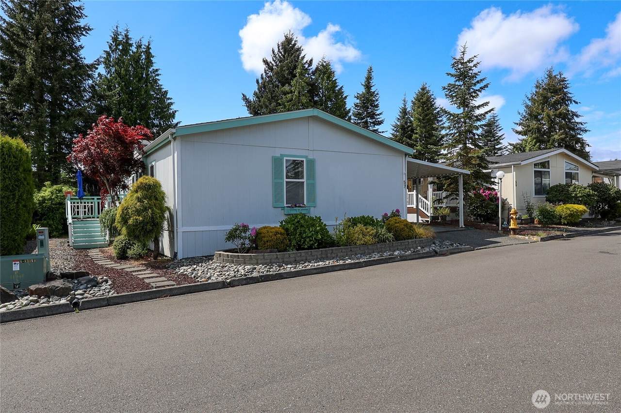 1427 100th Street - Photo 1