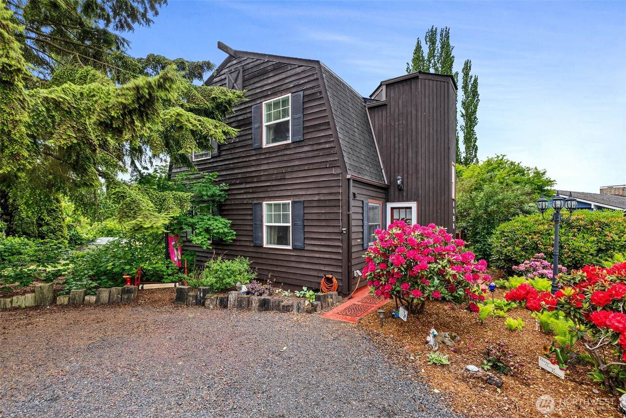 1656 Bishop Road - Photo 1