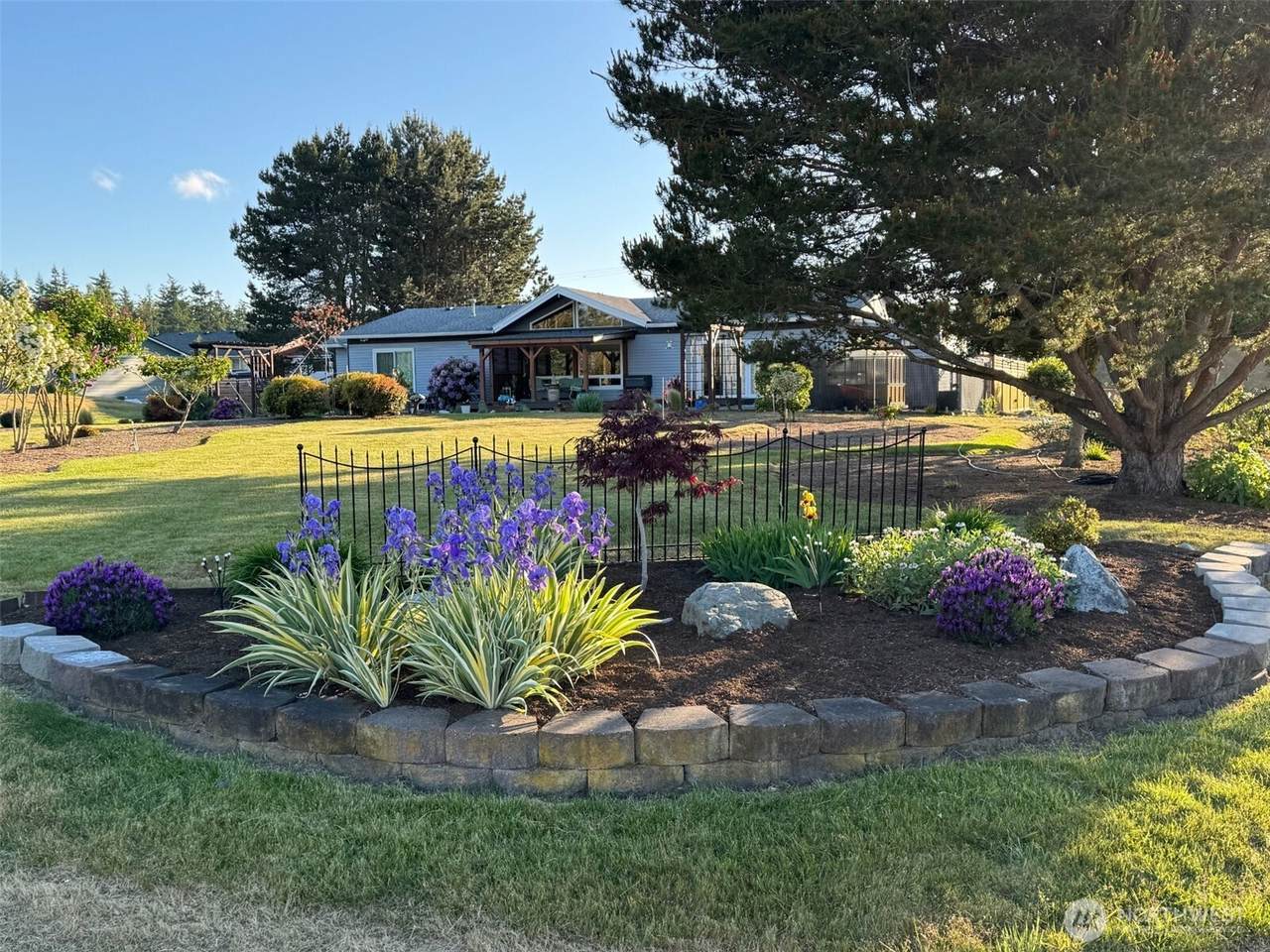 793 Starwana Court - Photo 1