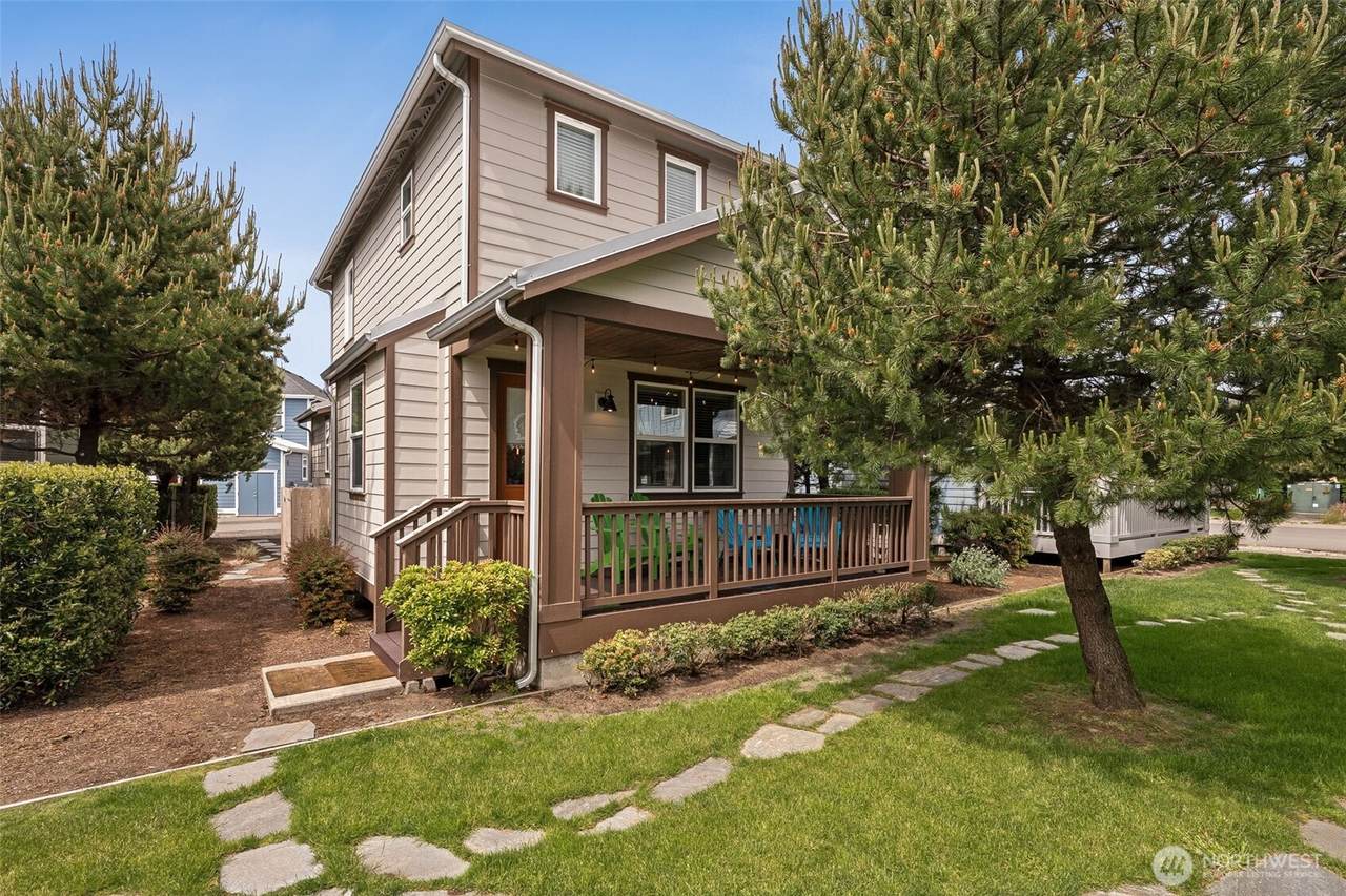 422 Vine Maple Lane - Photo 1