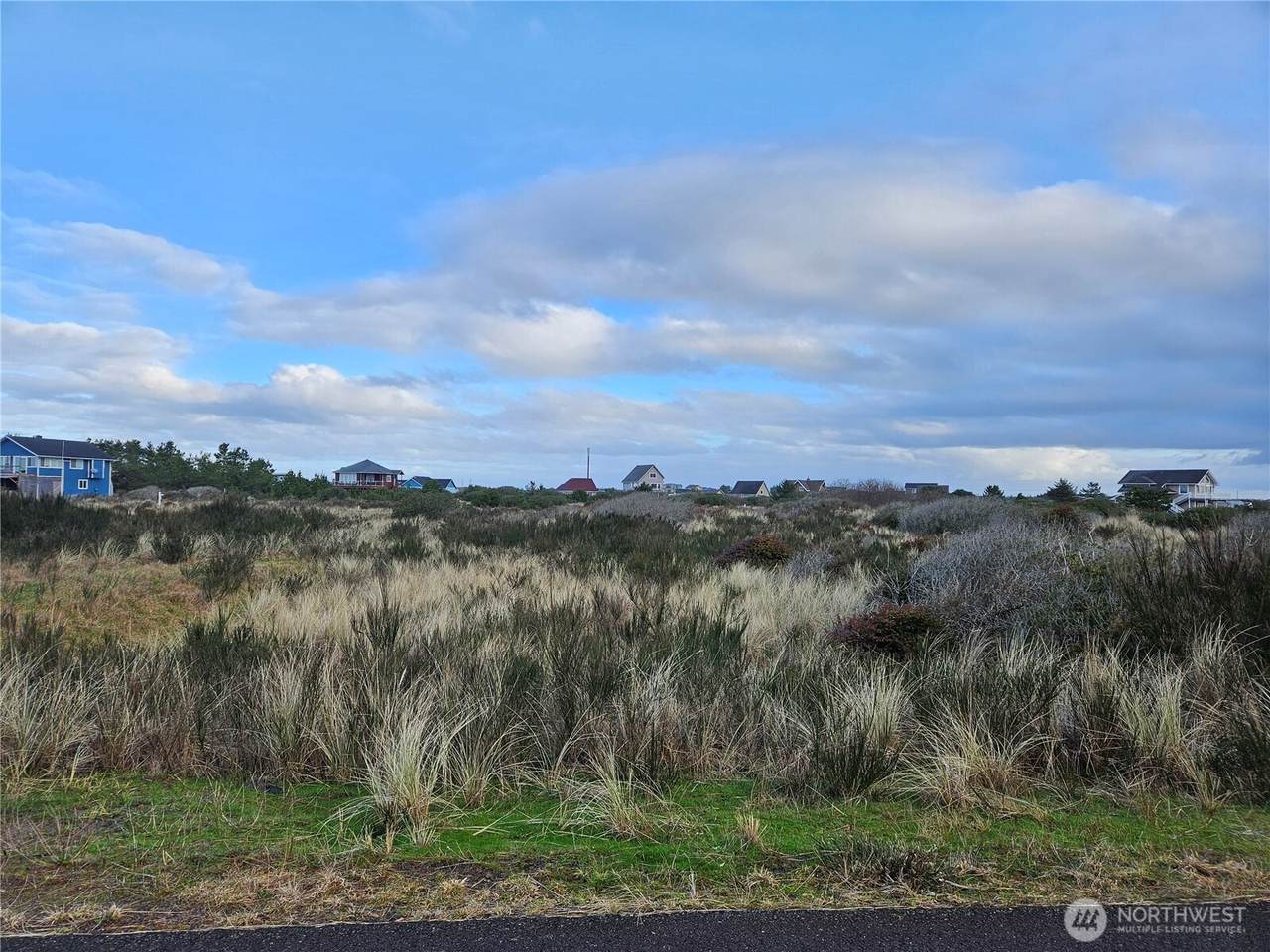 1420 Jetty Avenue - Photo 1