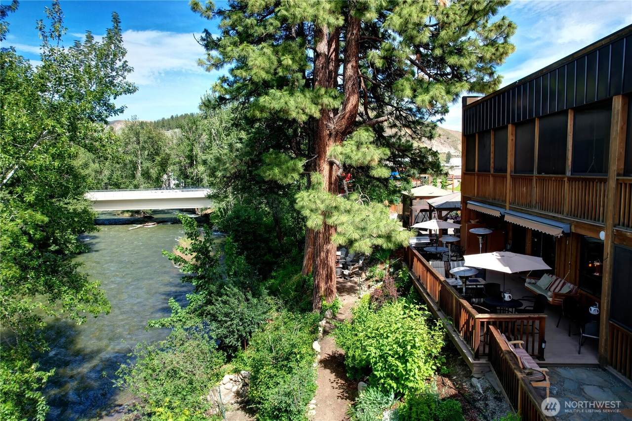 140 Twisp Avenue - Photo 1