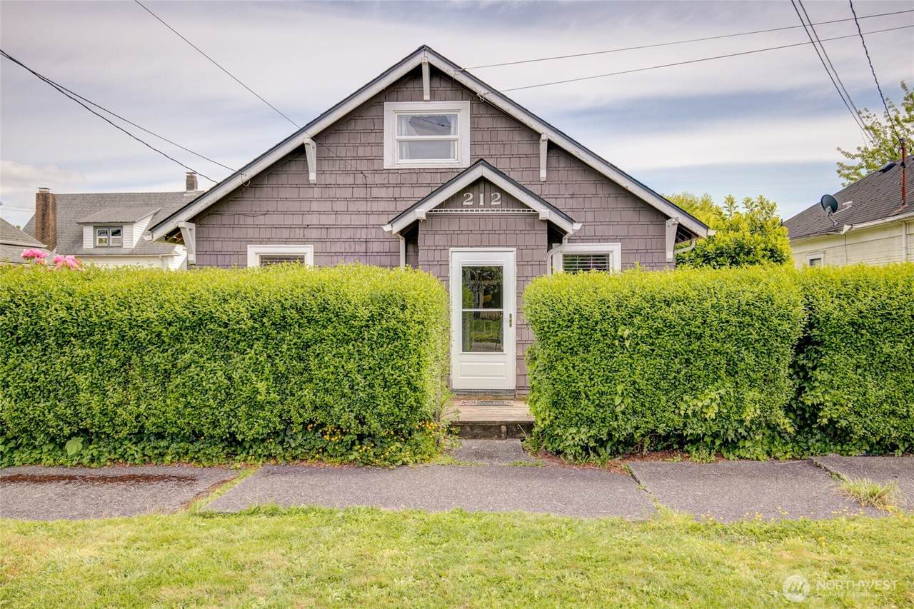 212 Hayes Street - Photo 1