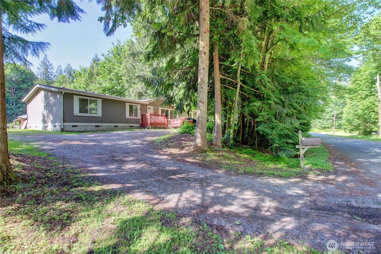 44208 Leonard Road - Photo 1