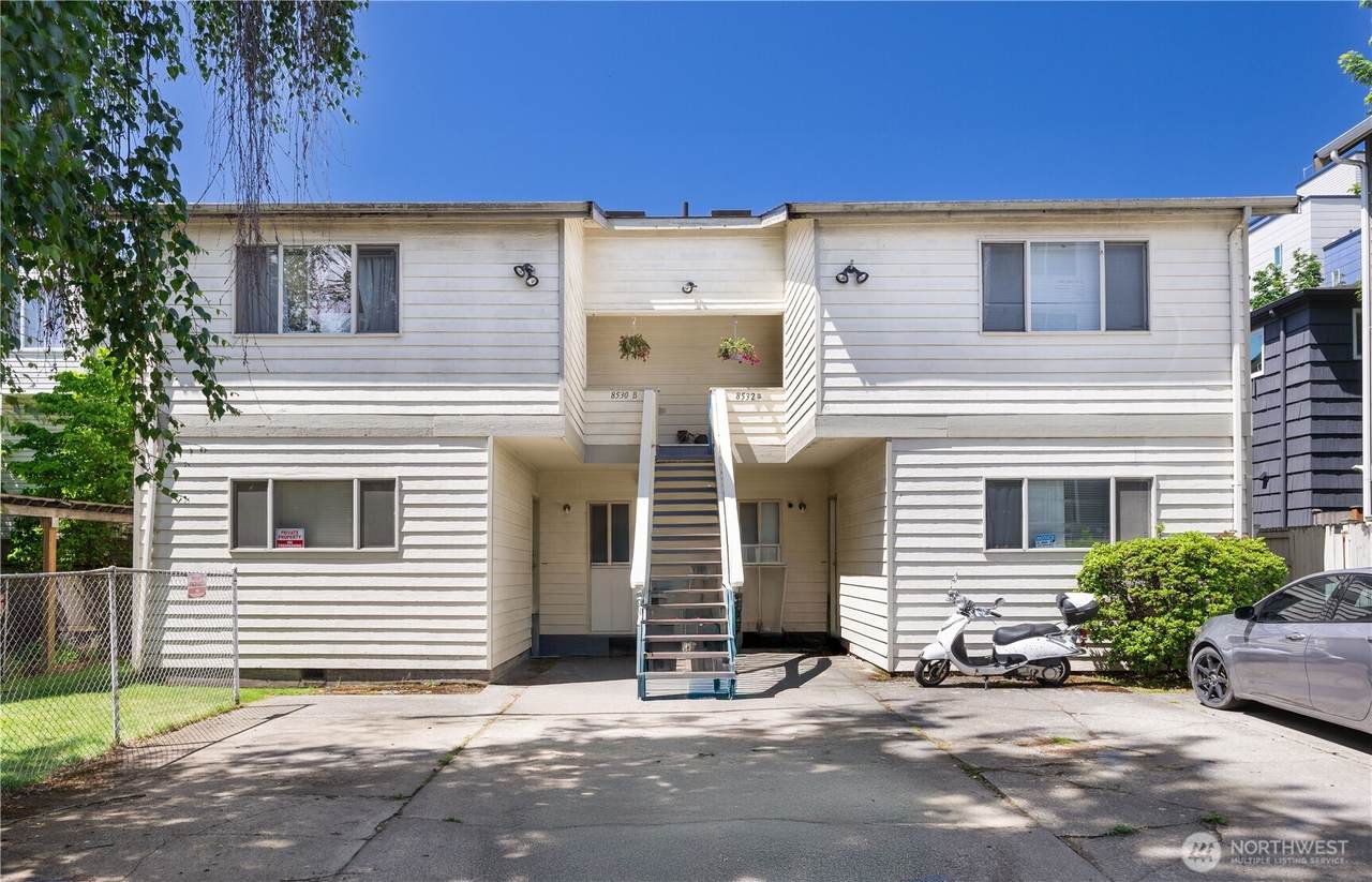 8530 Nesbit Avenue - Photo 1