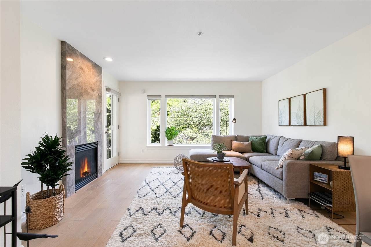 215 20th Avenue - Photo 1